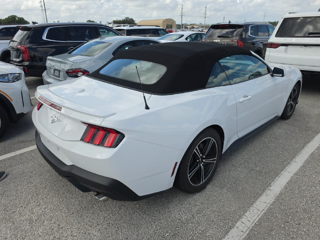 Used 2025 Ford Mustang Premium RWD image 2