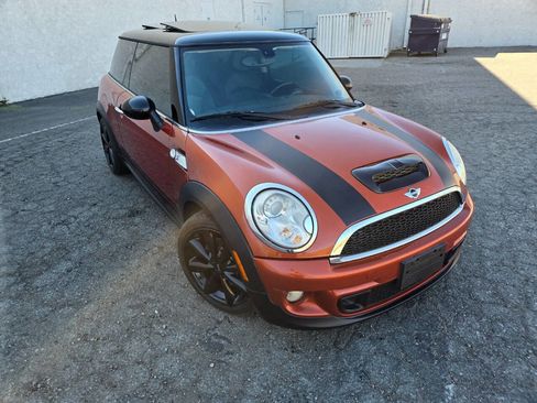 Used 2011 MINI Cooper S image 3