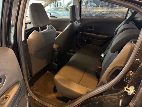 Used 2020 Honda HR-V EX image 11