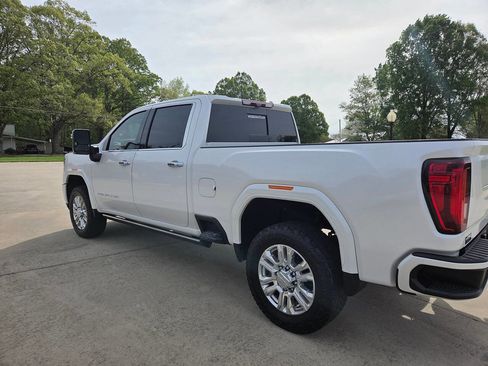 Used 2022 GMC Sierra 2500 Denali w/ Denali Ultimate Package image 9