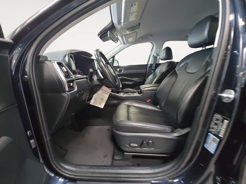 Used 2021 Kia Sorento S FWD image 10
