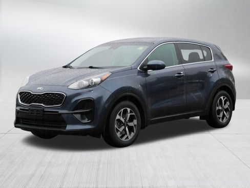 Certified 2020 Kia Sportage LX image 3