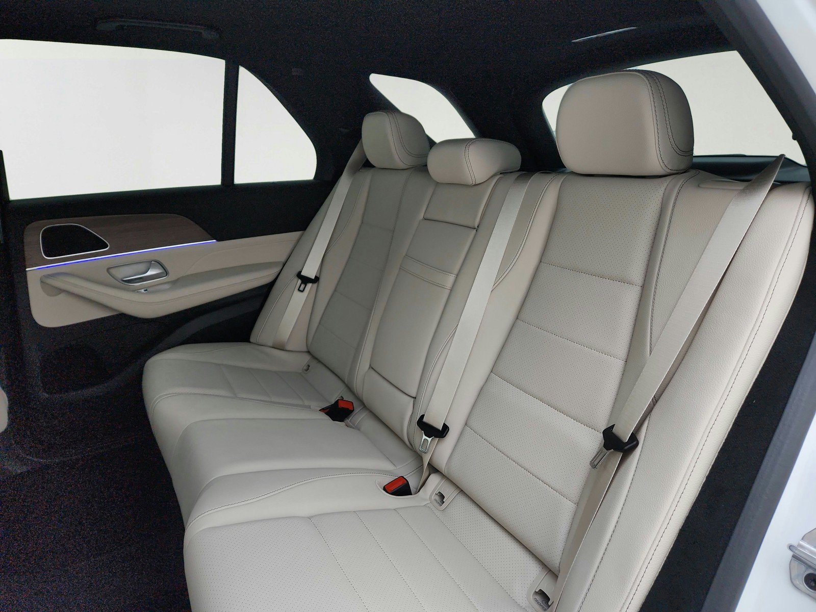 Certified 2025 Mercedes-Benz GLE 350 4MATIC image 28
