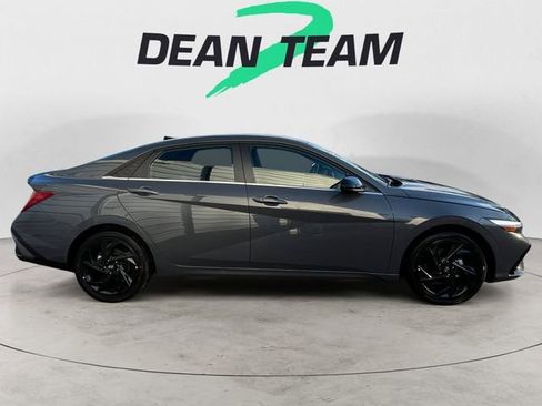 New 2026 Hyundai Elantra SEL Sport Premium FWD image 8