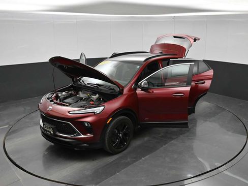 Used 2025 Buick Encore GX Sport Touring w/ Advanced Technology Package AWD/4WD image 47