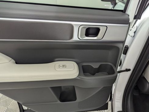 Used 2025 Hyundai Santa Fe SEL image 26