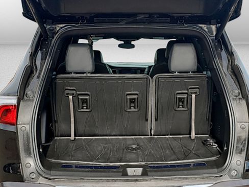 Used 2023 Buick Enclave Essence w/ Experience Buick Package image 19