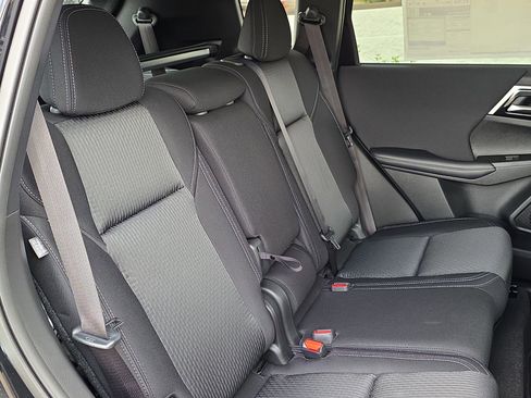 New 2026 Mitsubishi Outlander ES FWD image 29
