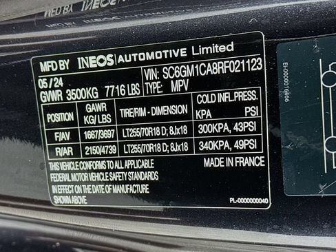 Used 2024 INEOS Grenadier AWD/4WD image 29