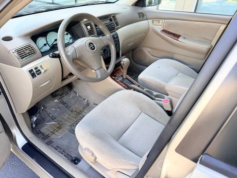 Used 2004 Toyota Corolla LE FWD image 9