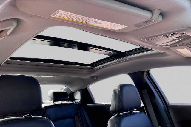 Used 2022 Chevrolet Malibu Premier FWD image 19