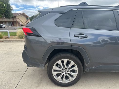 Used 2025 Toyota RAV4 XLE Premium FWD image 6