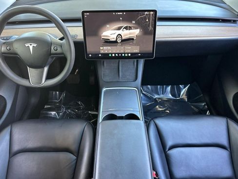 Used 2023 Tesla Model Y Long Range AWD/4WD image 13