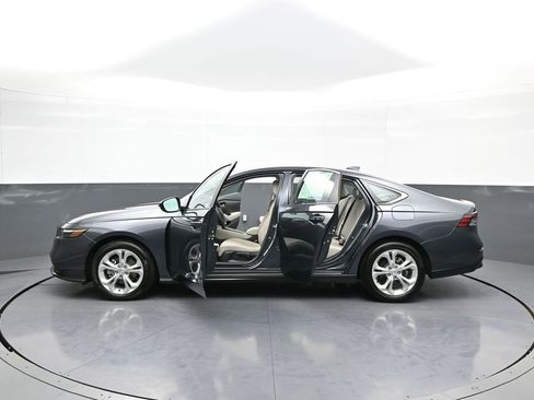 Certified 2023 Honda Accord LX image 42