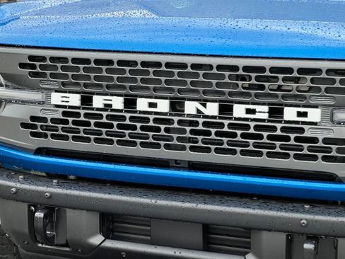 Used 2025 Ford Bronco Badlands w/ Sasquatch Package image 34