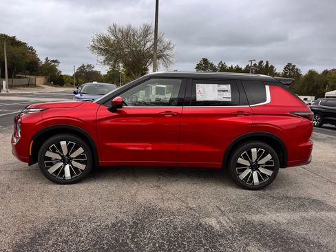 New 2026 Mitsubishi Outlander SEL FWD image 4