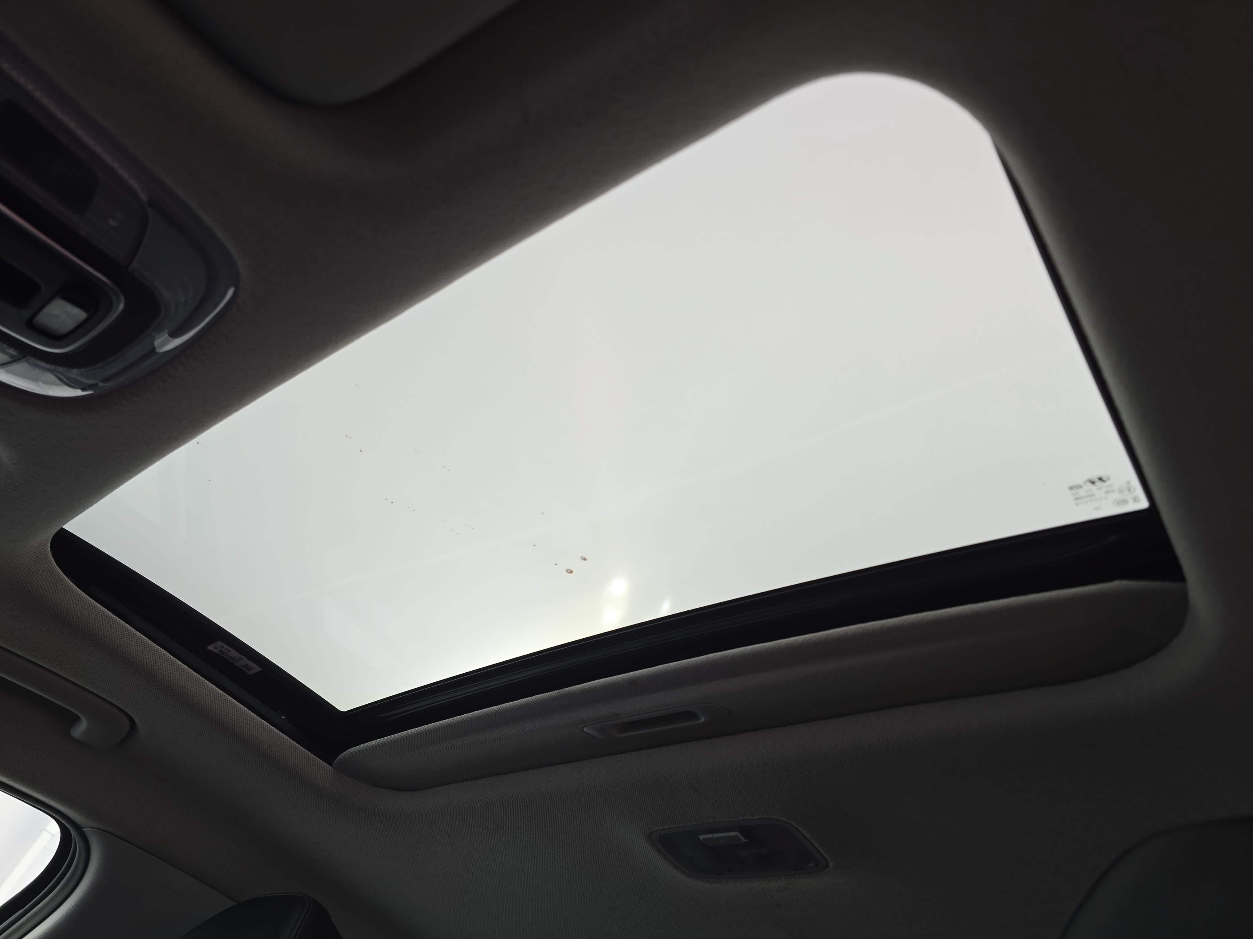 Used 2025 Hyundai Elantra Limited FWD image 29