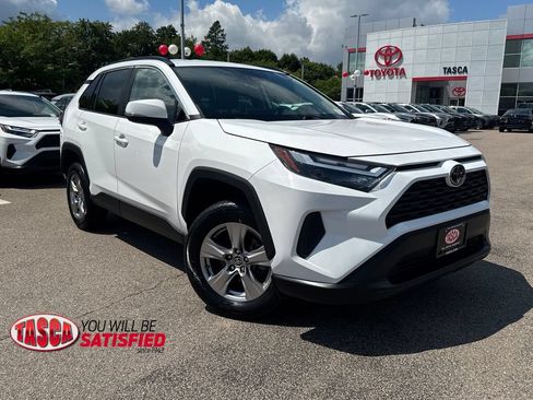 Used 2023 Toyota RAV4 XLE FWD image 1