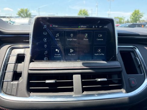 Used 2023 Chevrolet Suburban RST w/ Luxury Package AWD/4WD image 12