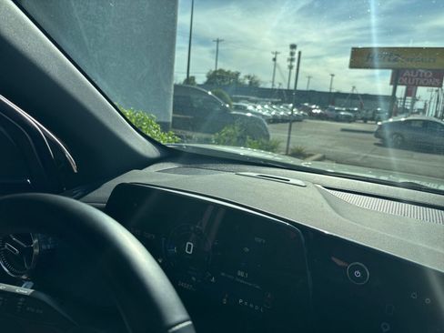 Used 2025 Chevrolet Equinox LT image 33