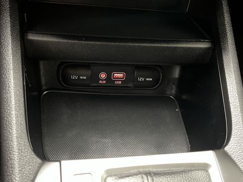 Used 2019 Kia Forte LXS FWD image 19