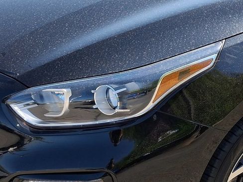 Used 2020 Kia Forte LXS FWD image 27