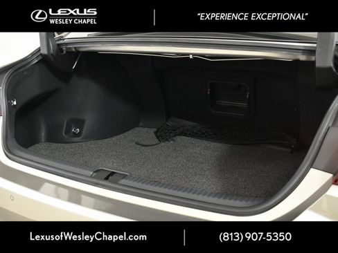 Used 2019 Lexus ES 350 Luxury image 18