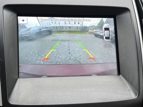 Used 2017 Ford Edge SEL w/ Equipment Group 201A AWD/4WD image 38