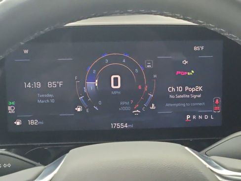 Used 2025 Chevrolet Suburban LS image 17