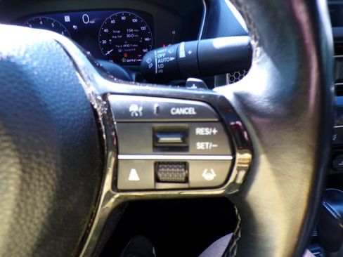 Used 2022 Honda Civic Touring image 17