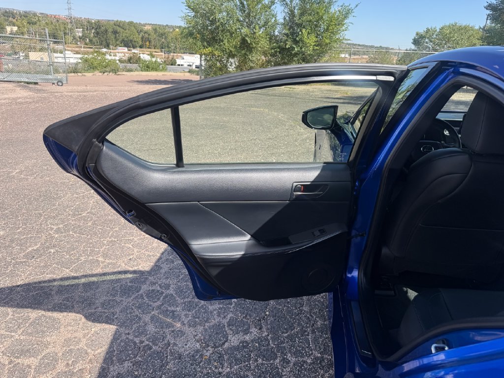 Used 2025 Lexus IS 350 F Sport RWD image 18