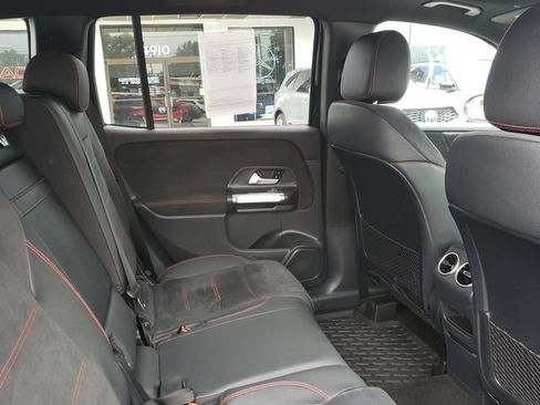 Certified 2023 Mercedes-Benz GLB 250 4MATIC image 18