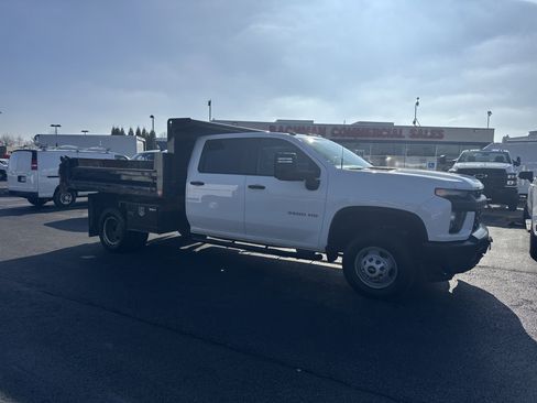 Used 2022 Chevrolet Silverado 3500 W/T w/ WT Convenience Package image 6