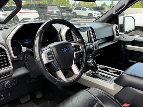 Used 2019 Ford F150 Lariat w/ Equipment Group 502A Luxury AWD/4WD image 2