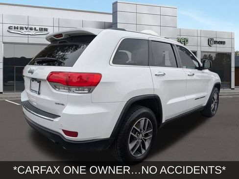 Used 2018 Jeep Grand Cherokee Limited w/ Luxury Group II image 3