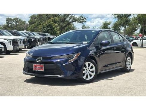 Certified 2026 Toyota Corolla LE FWD image 41
