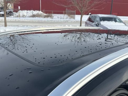 Certified 2023 Volvo XC60 B5 Plus w/ Climate Package image 31