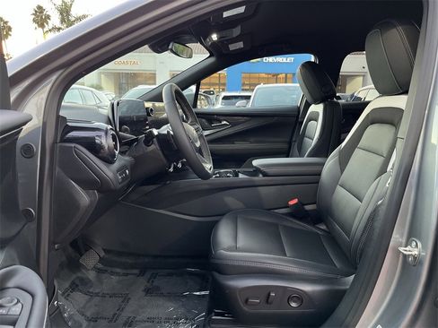 New 2026 Chevrolet Blazer EV LT image 18