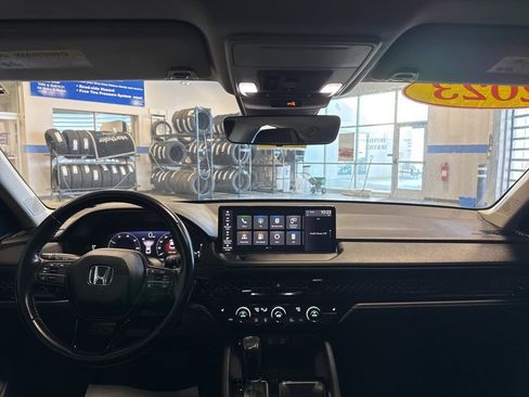 Used 2023 Honda Accord EX-L image 8