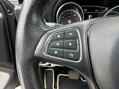 Used 2018 Mercedes-Benz GLA 250 4MATIC image 18