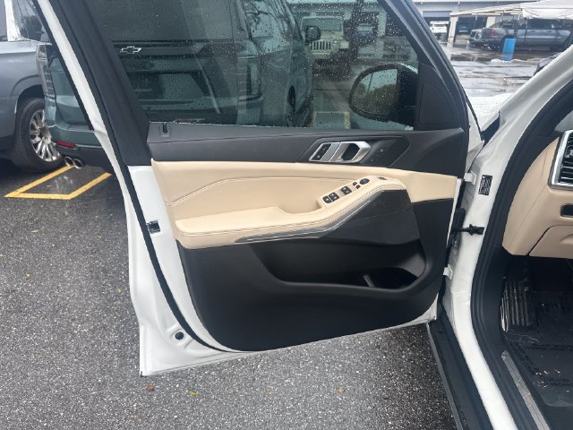 Used 2022 BMW X5 sDrive40i RWD image 10