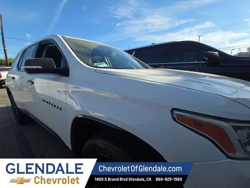 Used 2019 Chevrolet Traverse Premier w/ Redline Edition FWD image 7