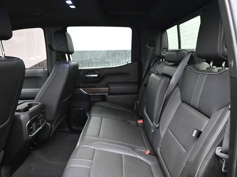 Used 2021 Chevrolet Silverado 1500 High Country w/ Technology Package AWD/4WD image 18