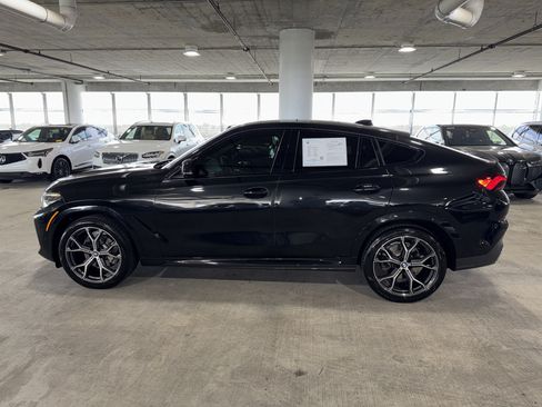 Used 2022 BMW X6 xDrive40i w/ M Sport Package AWD/4WD image 5