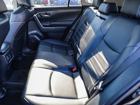 Certified 2023 Toyota RAV4 XLE Premium image 9