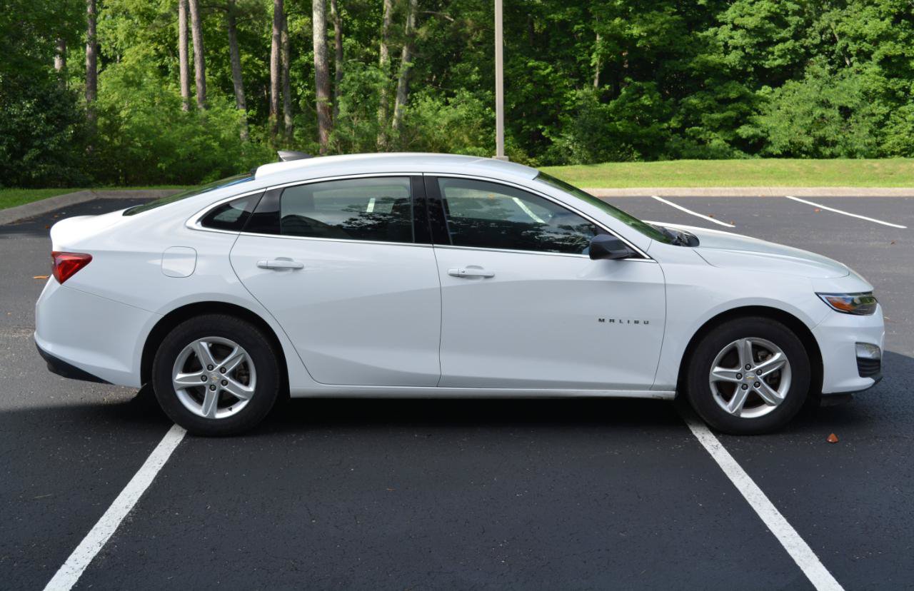 Used 2023 Chevrolet Malibu LS FWD image 4