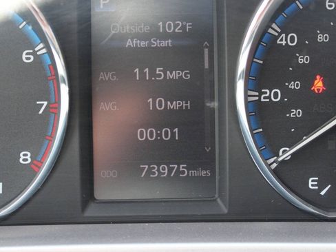 Used 2016 Toyota RAV4 XLE FWD image 8