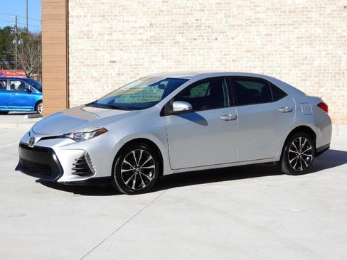 Used 2017 Toyota Corolla SE image 12