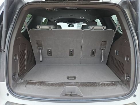 Certified 2023 GMC Yukon SLT RWD image 27