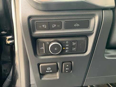 Used 2022 Ford F150 Lariat w/ Equipment Group 502A High image 27